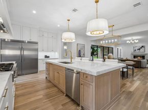 10128  Coppedge Lane , Dallas Texas 75229