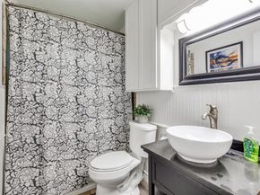 109 N Ash Avenue , Azle Texas 76020