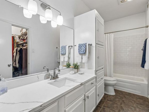 9801  Royal Lane  707, Dallas Texas 75231