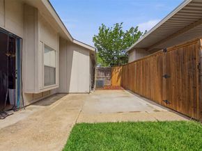 3919  Queens Court , Garland Texas 75043