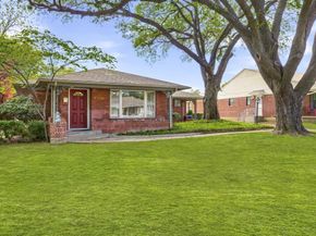 6524  Ravendale Lane , Dallas Texas 75214