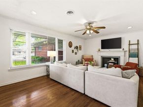 6524  Ravendale Lane , Dallas Texas 75214
