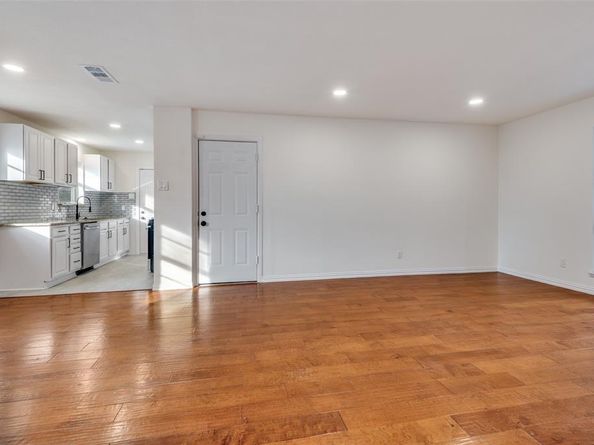 1806  Cunningham Street , Irving Texas 75062