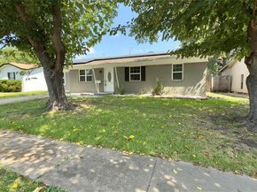 913  Rosewood Hills Drive , Garland Texas 75040