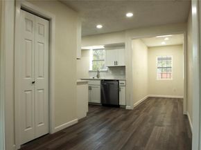 913  Rosewood Hills Drive , Garland Texas 75040