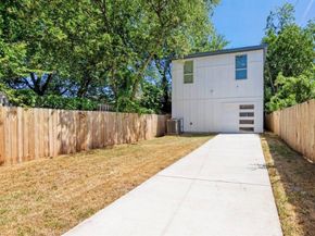 2021  Leath Street , Dallas Texas 75212