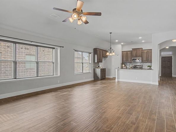 624  Leadtree Trail , Fort Worth Texas 76108