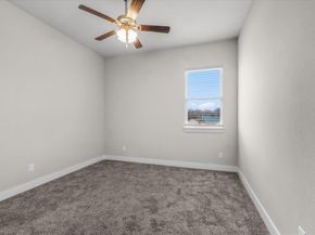 2561  Burton Avenue , Fort Worth Texas 76105