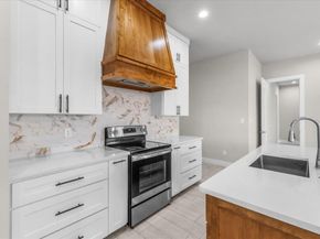 2561  Burton Avenue , Fort Worth Texas 76105