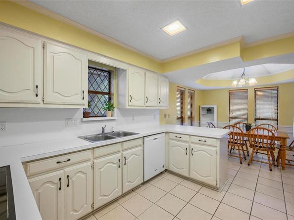 6427  Mimms Drive , Dallas Texas 75252