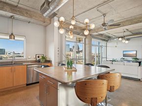 1001  Belleview Street  705, Dallas Texas 75215