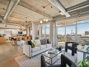 1001  Belleview Street  705, Dallas Texas 75215