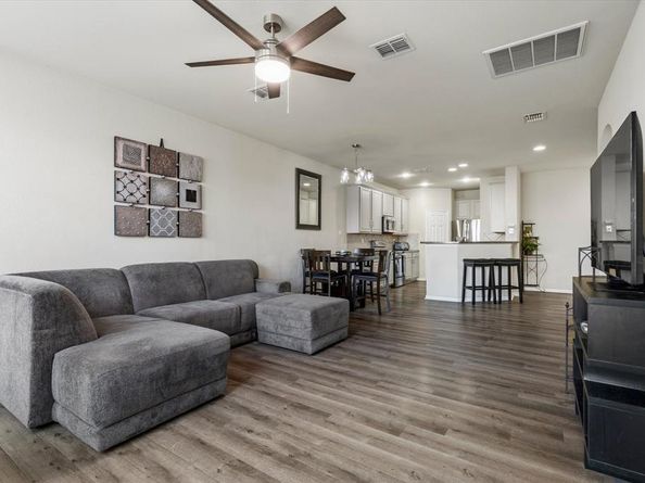 1857  Brookview Drive , Carrollton Texas 75007