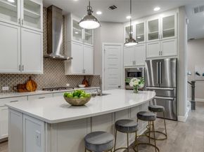3743  Panalero Lane , Dallas Texas 75209