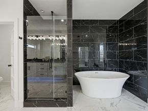 918 N Tatum Avenue , Dallas Texas 75211