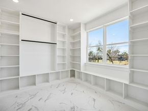 918 N Tatum Avenue , Dallas Texas 75211