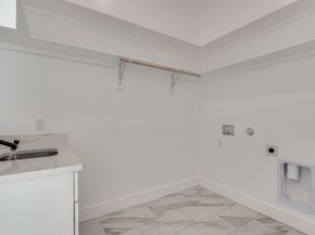 2806  Guymon Street , Dallas Texas 75212