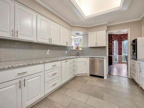 1501  Lynhurst Lane , Denton Texas 76205