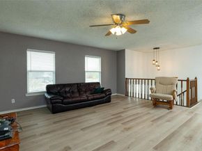 522  Royal Valley Road , Grand Prairie Texas 75052