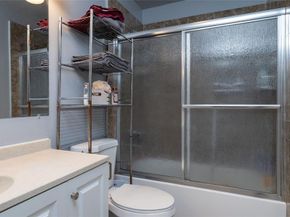 522  Royal Valley Road , Grand Prairie Texas 75052