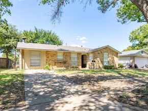 1809  Crockett Street , Garland Texas 75042