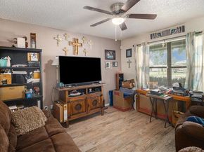 117  WALNUT CREEK Drive , Azle Texas 76020