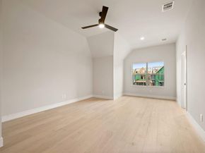 1352  Cherry Hills Lane , Irving Texas 75038