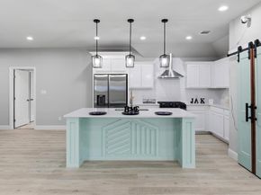 2612  Mission  , Fort Worth Texas 76109