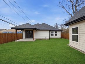 2612  Mission  , Fort Worth Texas 76109