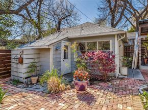 1230 N Winnetka Avenue , Dallas Texas 75208