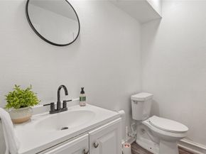 12748  Burninglog Lane , Dallas Texas 75243