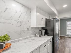 12748  Burninglog Lane , Dallas Texas 75243