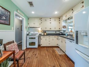 2107  Preston Place , Denton Texas 76209