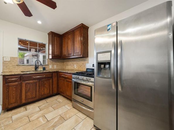 1736  Kirkwood Drive , Garland Texas 75041