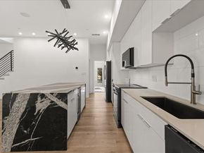 2001 N Prairie Avenue  106, Dallas Texas 75204