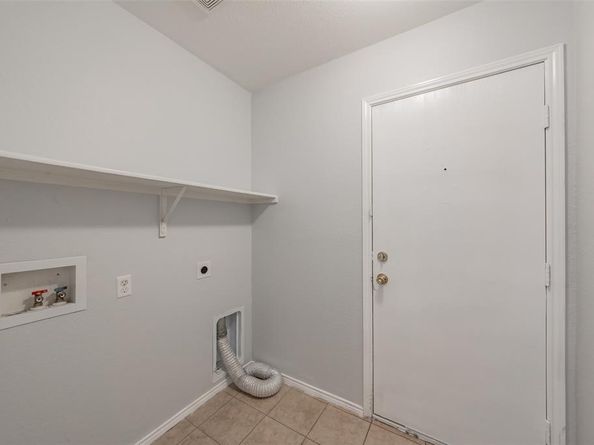 2600  Grand Gulf Road , Fort Worth Texas 76123