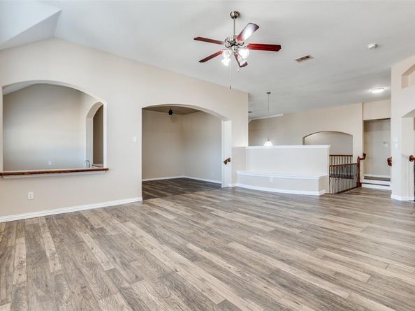 2260  Bald Eagle Way , Grand Prairie Texas 75052