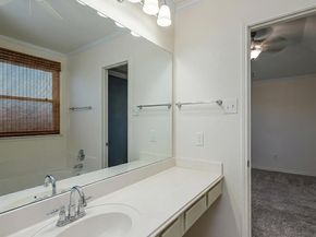 336  Chase Hill Lane , Fort Worth Texas 76028