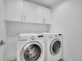 2119  Albany Street , Dallas Texas 75201