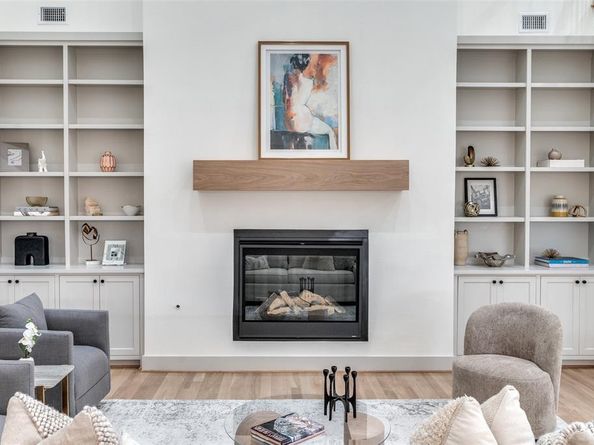 3903  Lively Lane , Dallas Texas 75220