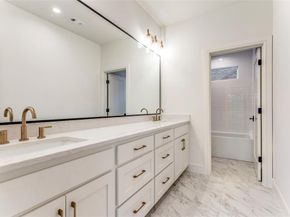 5501  Pershing Avenue , Fort Worth Texas 76107