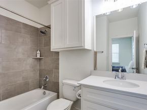 2812  Addison Park Lane , Fort Worth Texas 76110