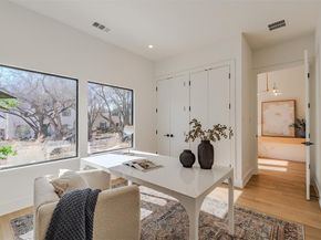 7115  Casa Loma Avenue , Dallas Texas 75214