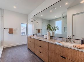 7115  Casa Loma Avenue , Dallas Texas 75214