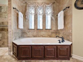 1211  Northglen Court , Mansfield Texas 76063