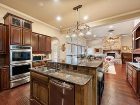 1211  Northglen Court , Mansfield Texas 76063