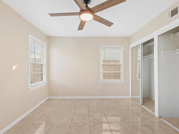 805  23rd Street , Grand Prairie Texas 75050