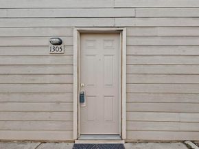 8404  Forest Lane  1305, Dallas Texas 75243