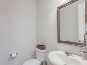 2536  Governors Boulevard , Heath Texas 75126