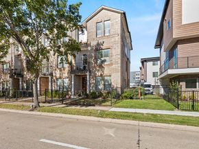 13900  Noel Road  23, Dallas Texas 75240